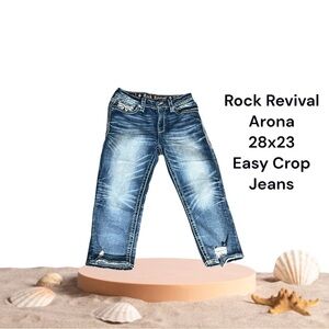 Rock Revival, Size 28x23,Arona,Easy crop capri Jeans. K17
